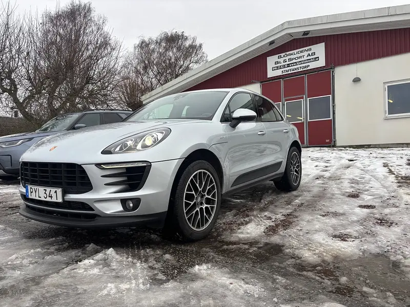 Porsche Macan 2016