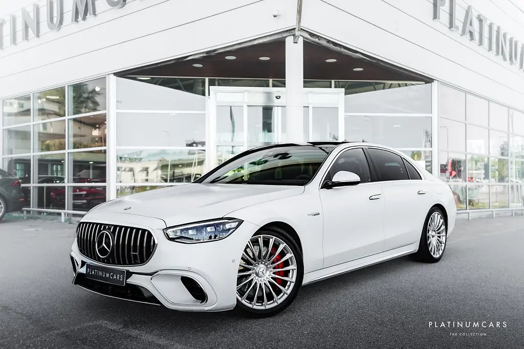 Mercedes-Benz S-Klass 2024