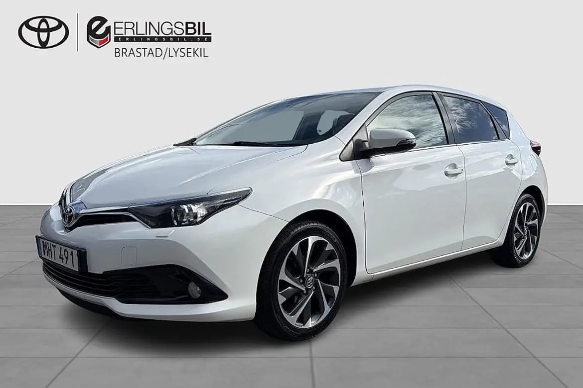 Toyota Auris 2016