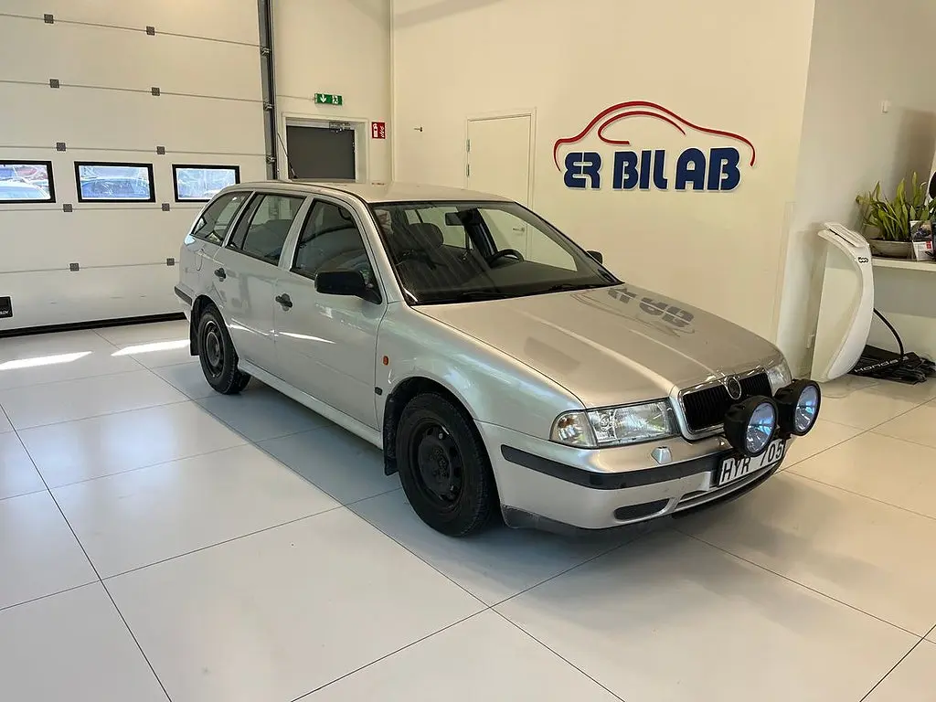 Skoda Octavia 1999