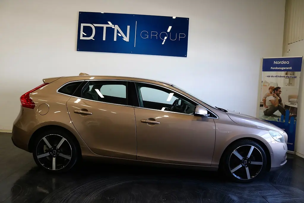 Volvo V40 2013