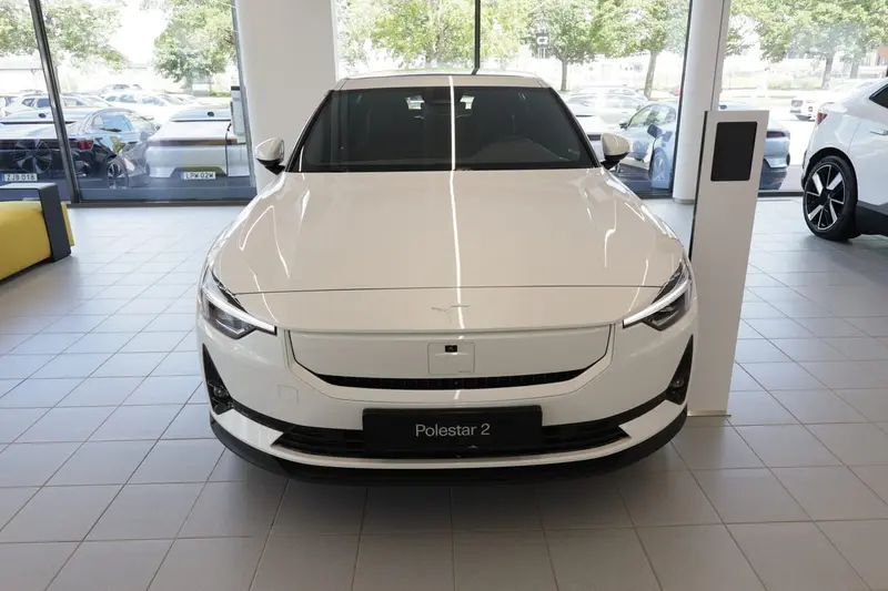 Polestar 2 2025