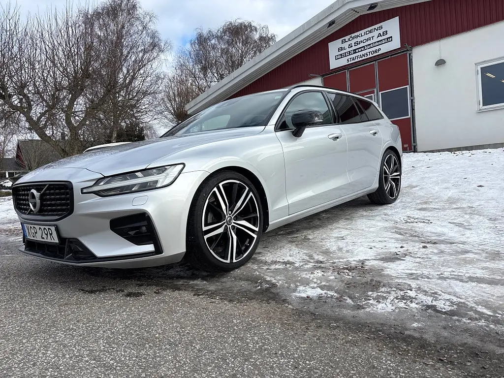 Volvo V60 2021