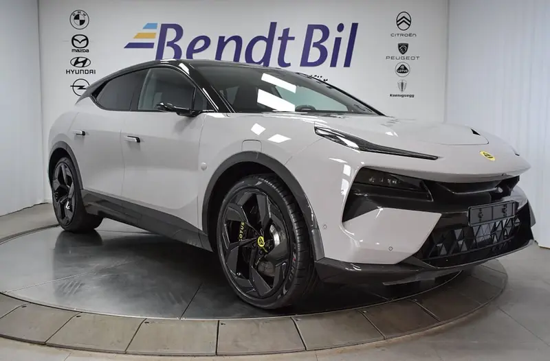 Lotus Eletre 2023