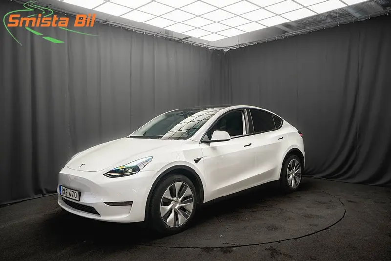 Tesla Model Y 2021