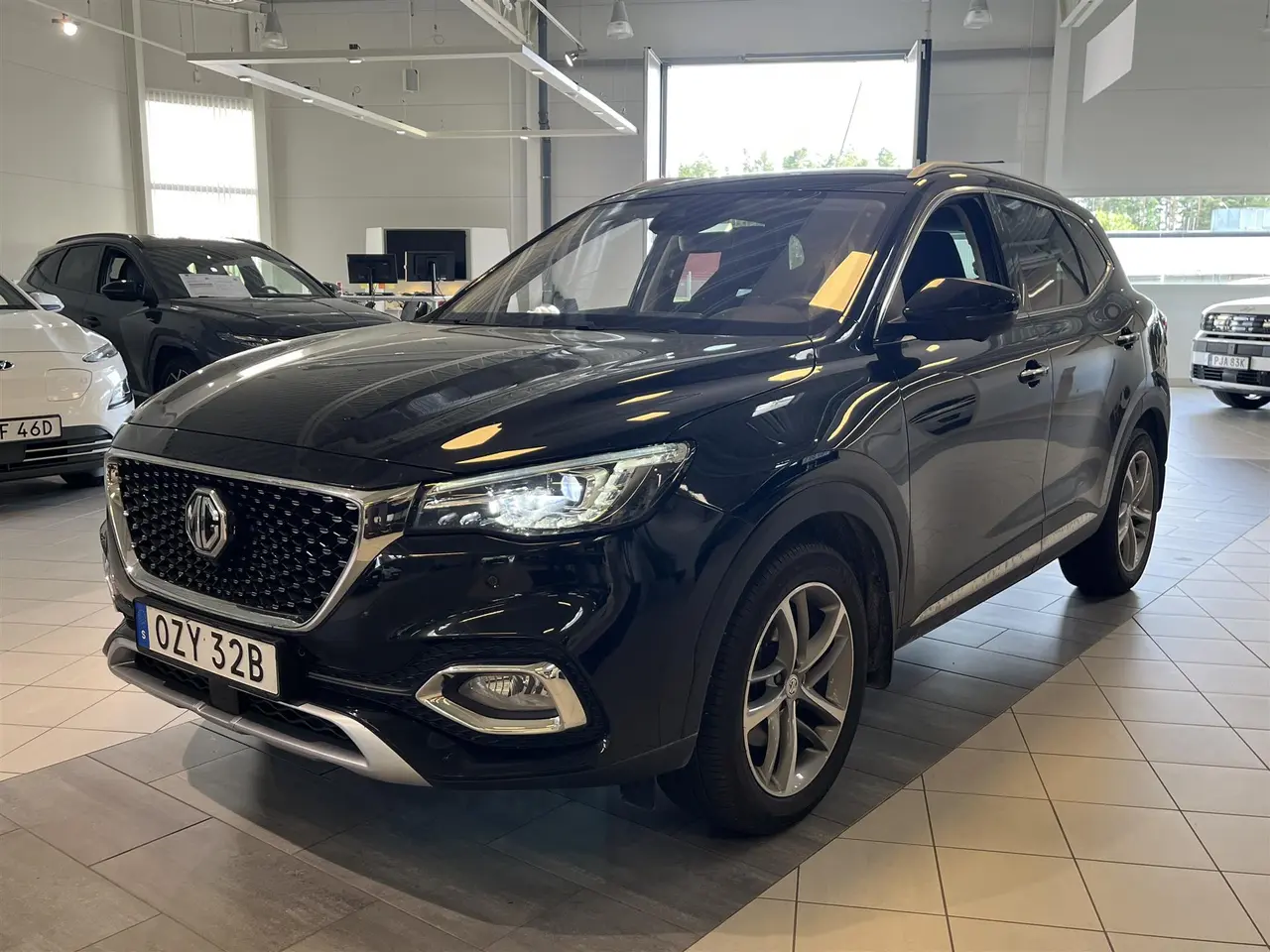 MG HS 2021