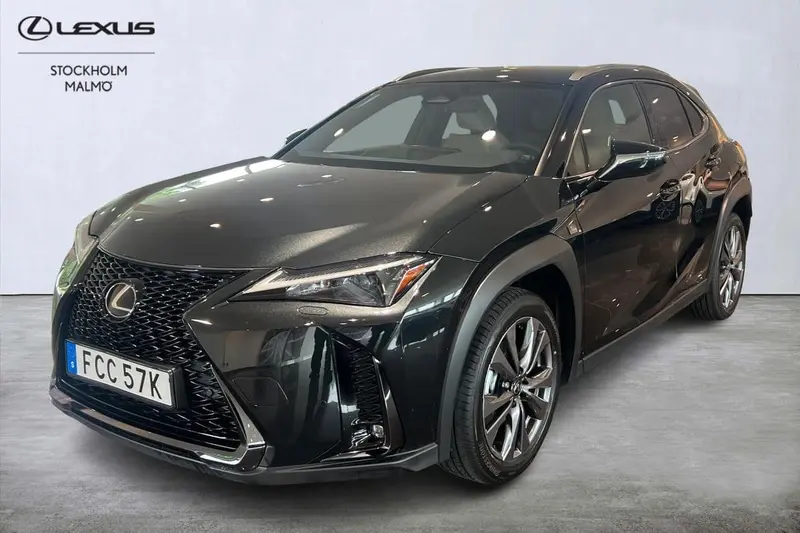 Lexus UX 2026