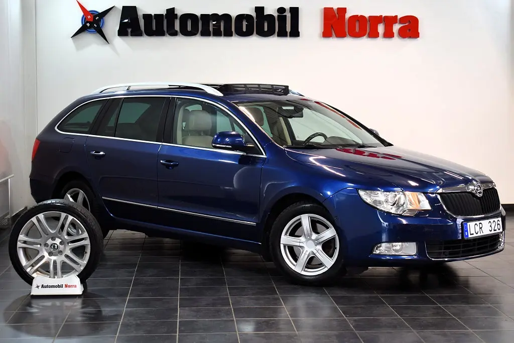 Skoda Superb 2011