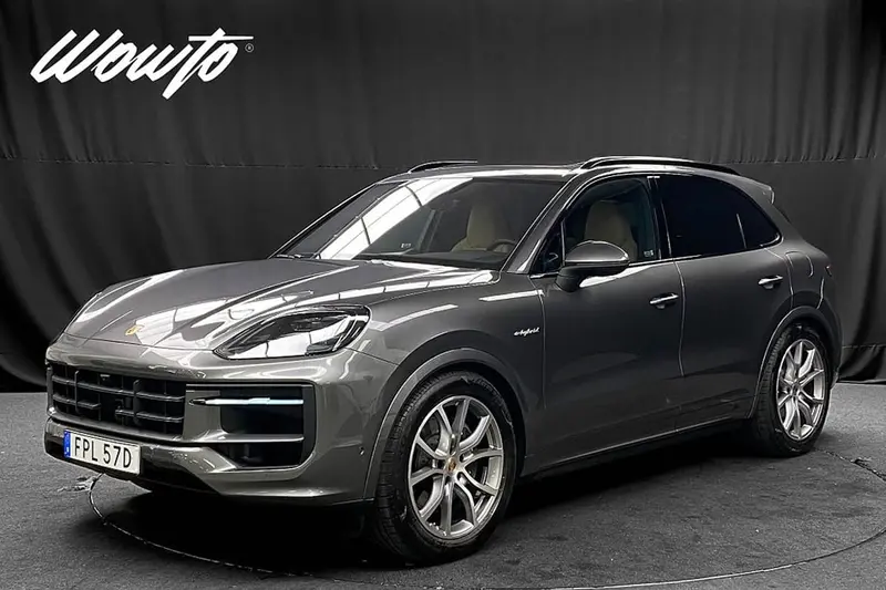 Porsche Cayenne 2025