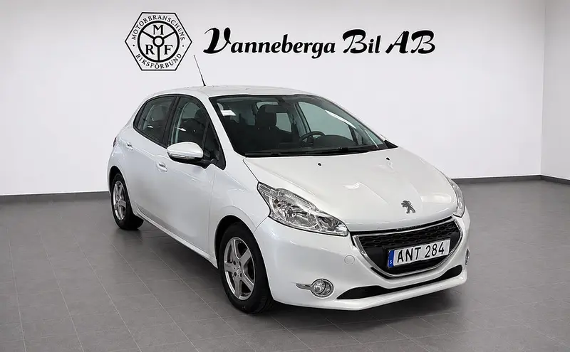 Peugeot 208 2014
