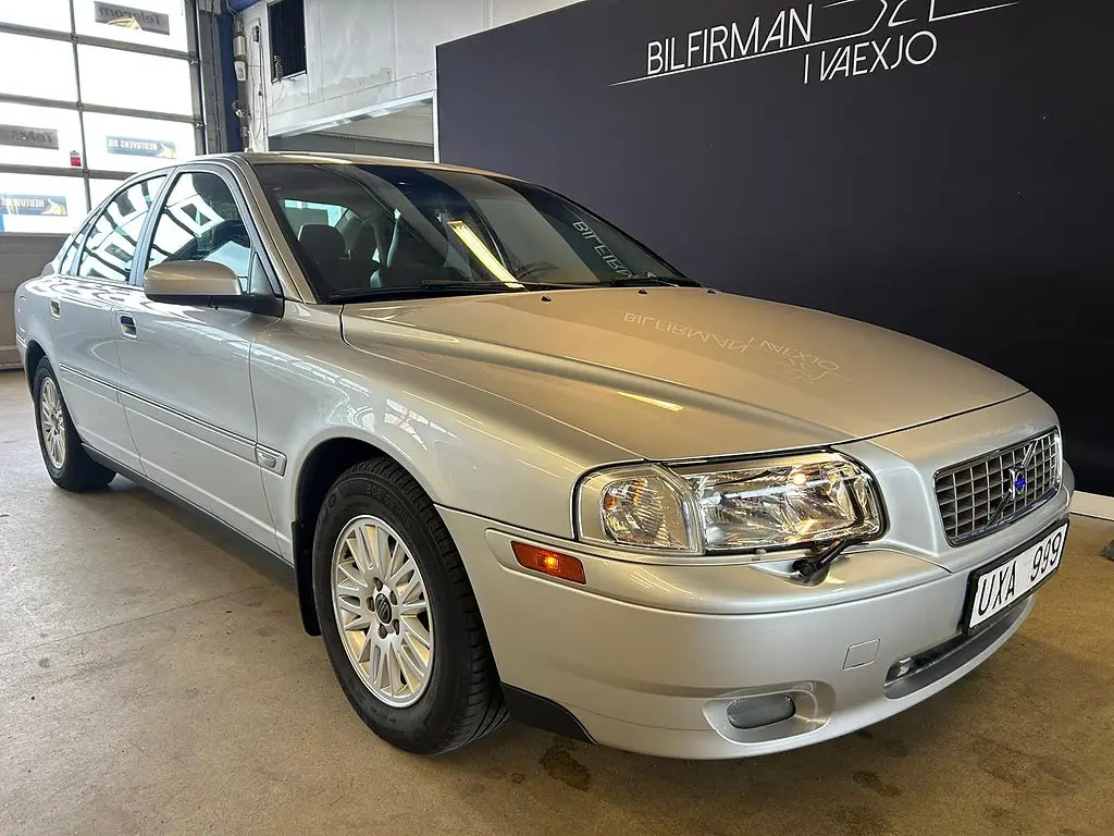 Volvo S80 2004