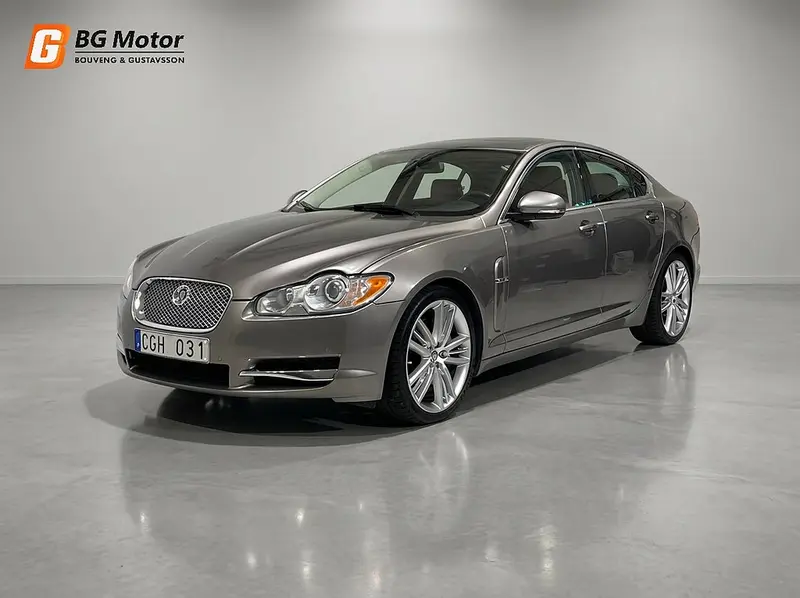 Jaguar XF 2010