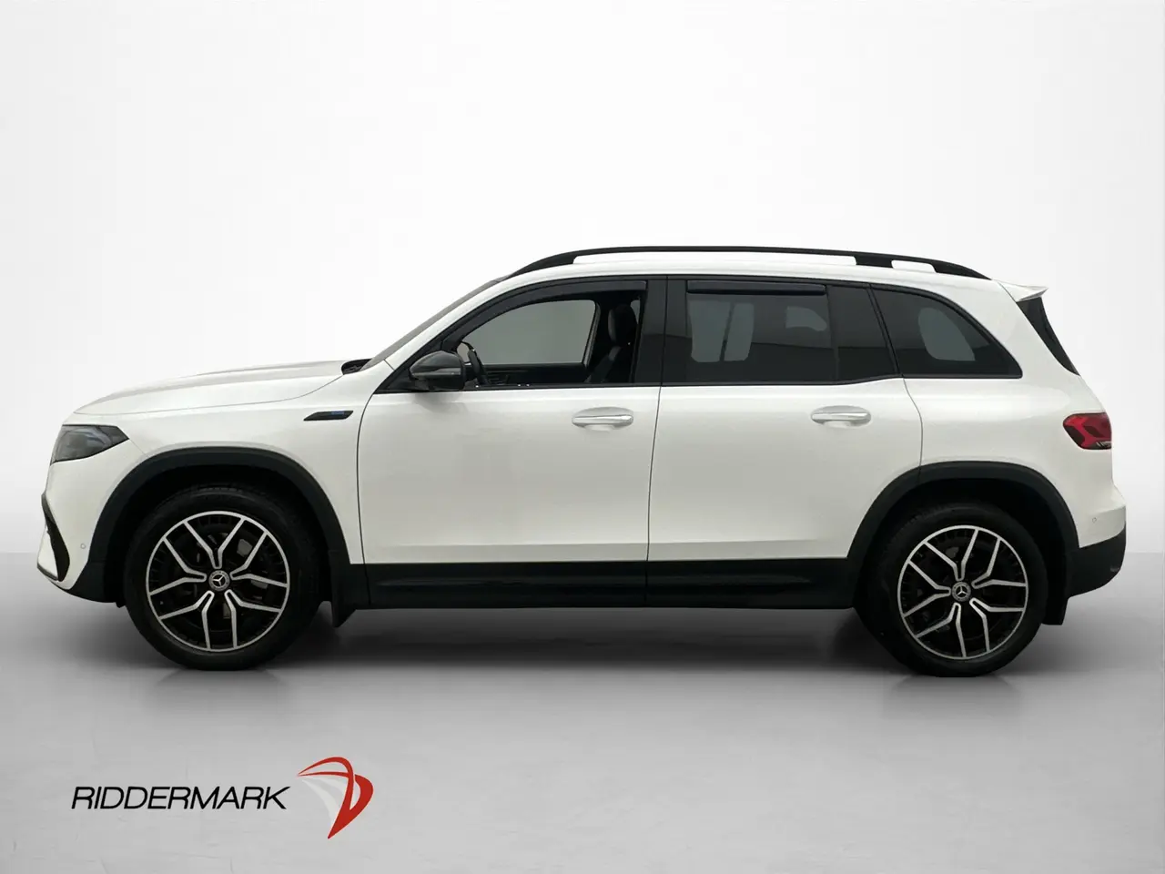 Mercedes-Benz EQB 2022
