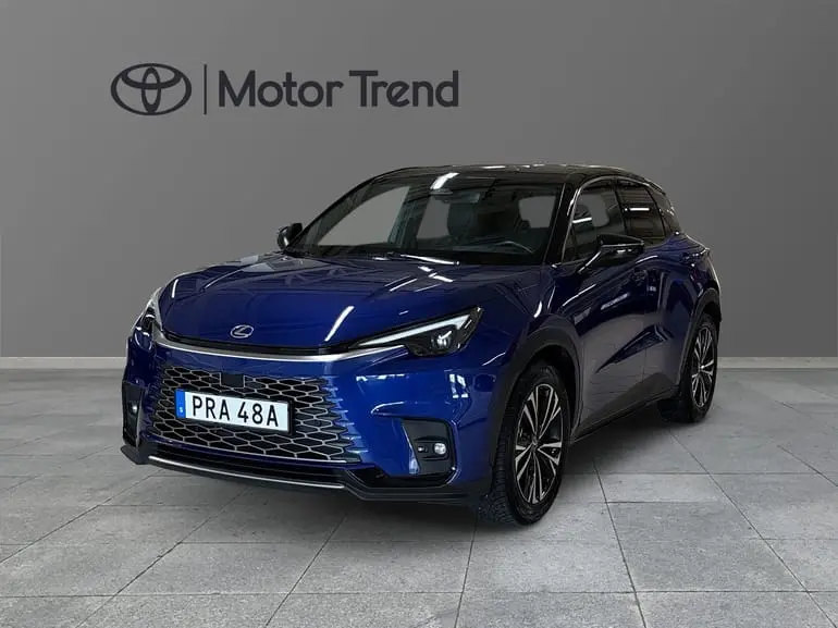 Lexus LBX 2024