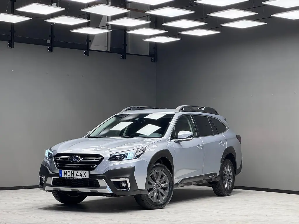 Subaru Outback 2025