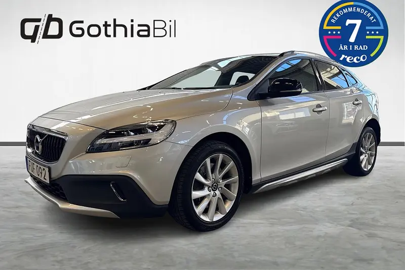Volvo V40 2018