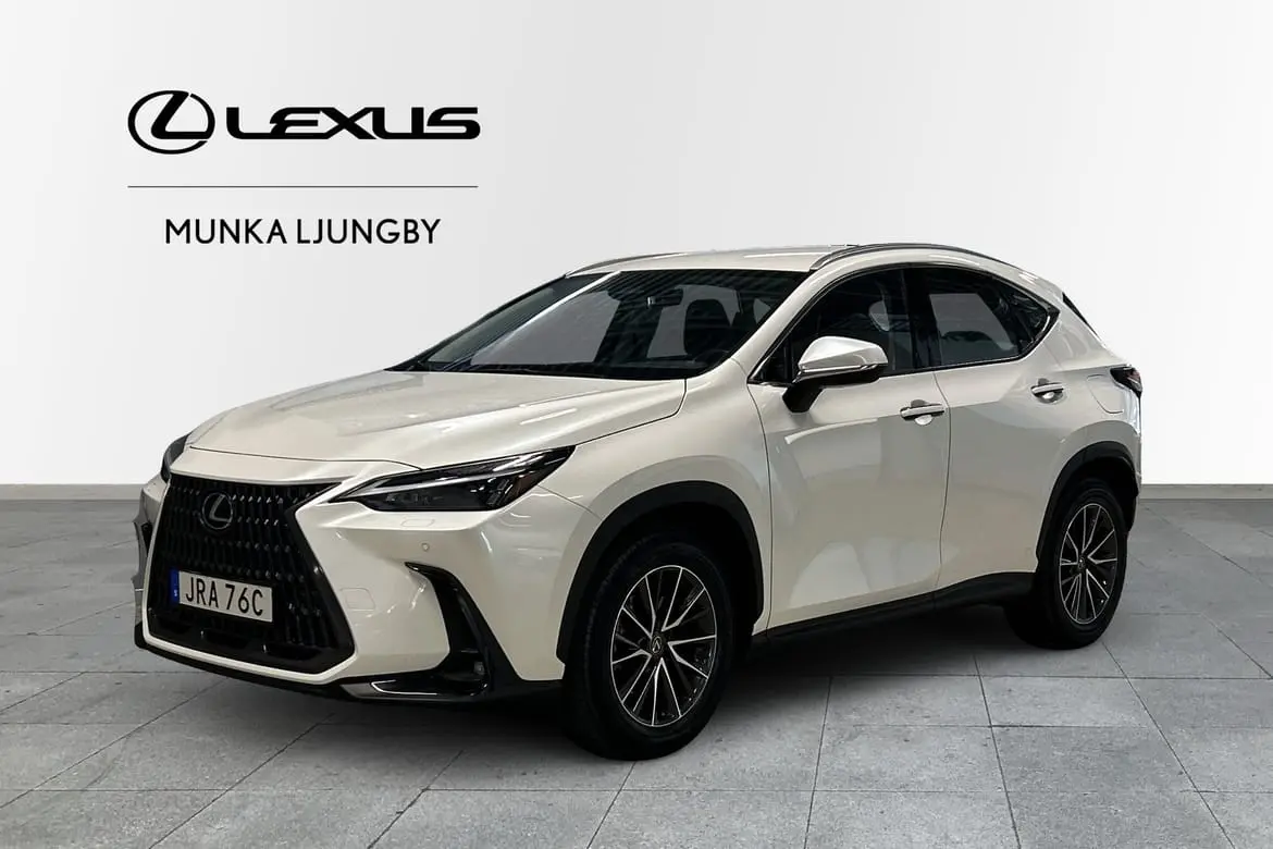 Lexus NX 2025