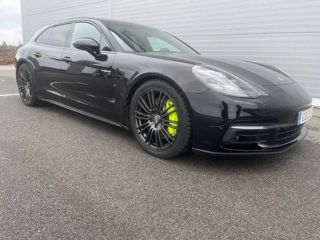Porsche Panamera 2019