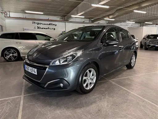 Peugeot 208 2015