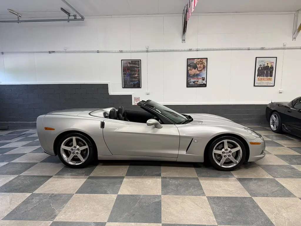 Chevrolet Corvette 2005