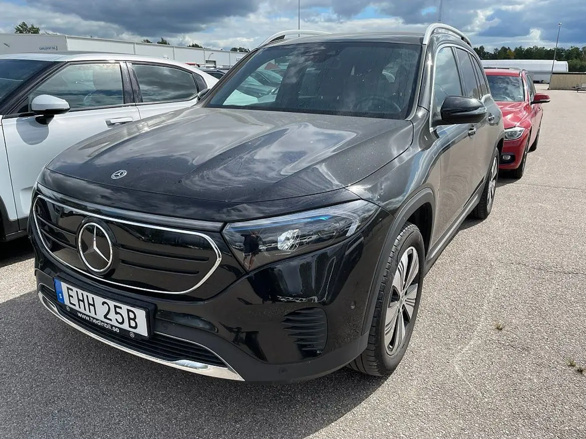 Mercedes-Benz EQB 2023