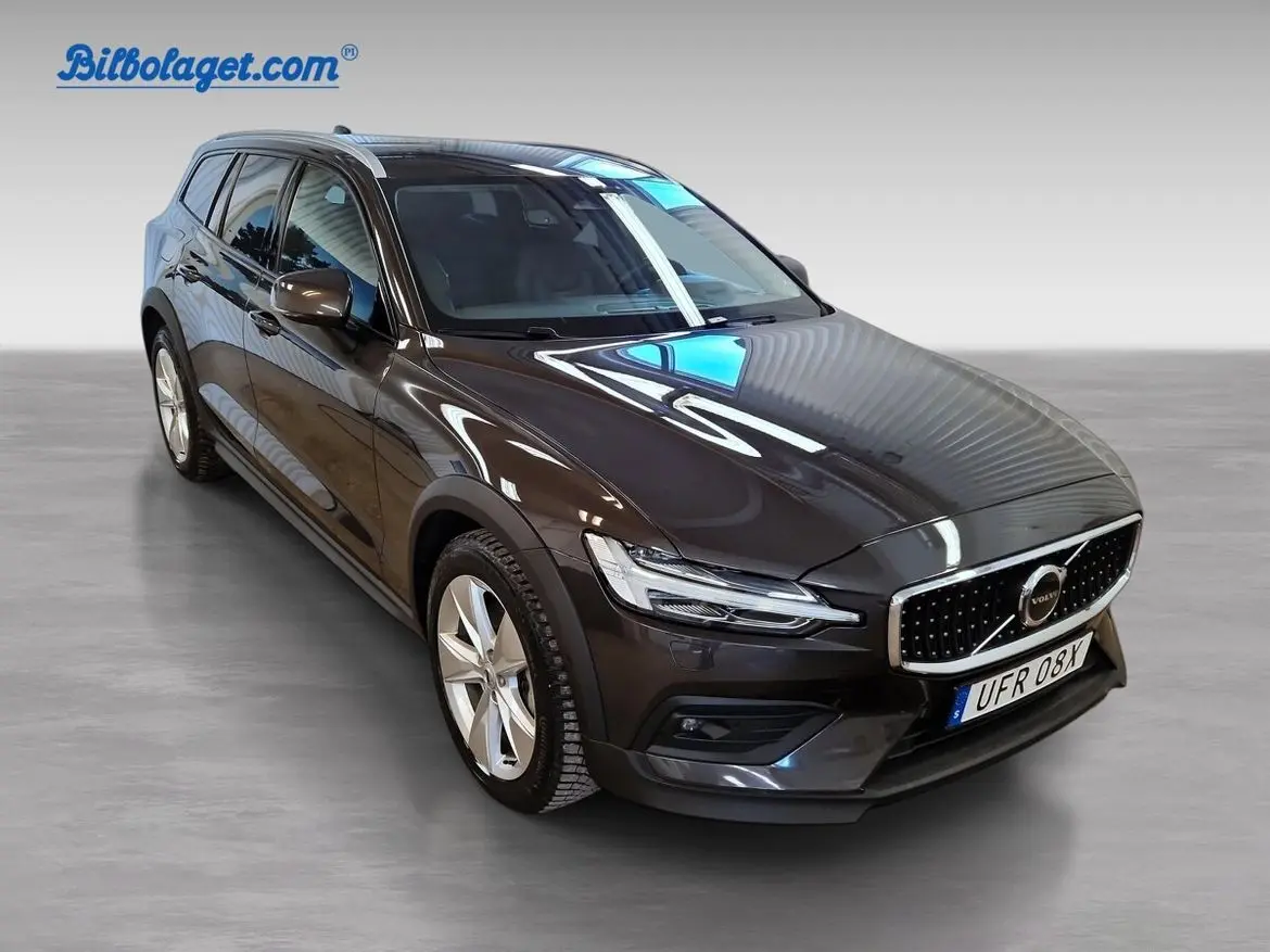 Volvo V60 2024