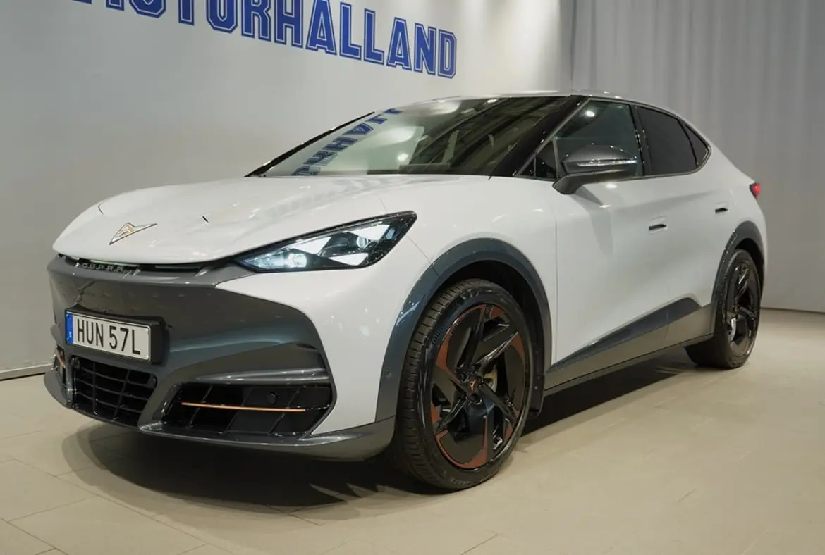 CUPRA Tavascan 2024