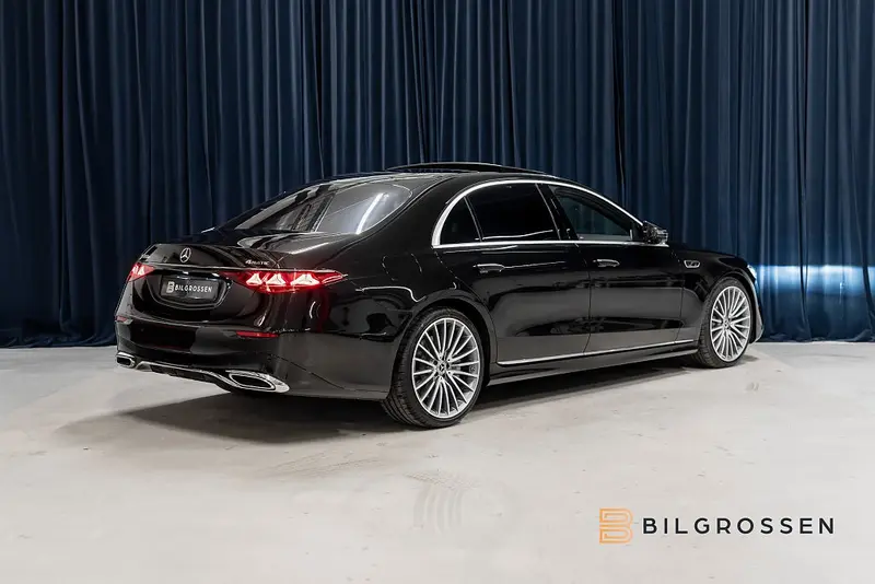 Mercedes-Benz S-Klass 2027