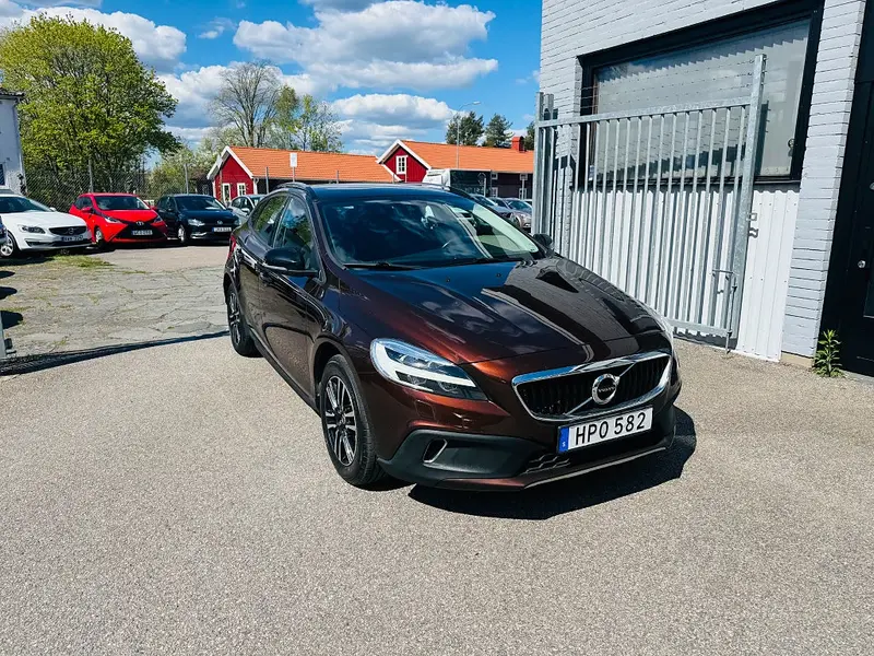 Volvo V40 2018