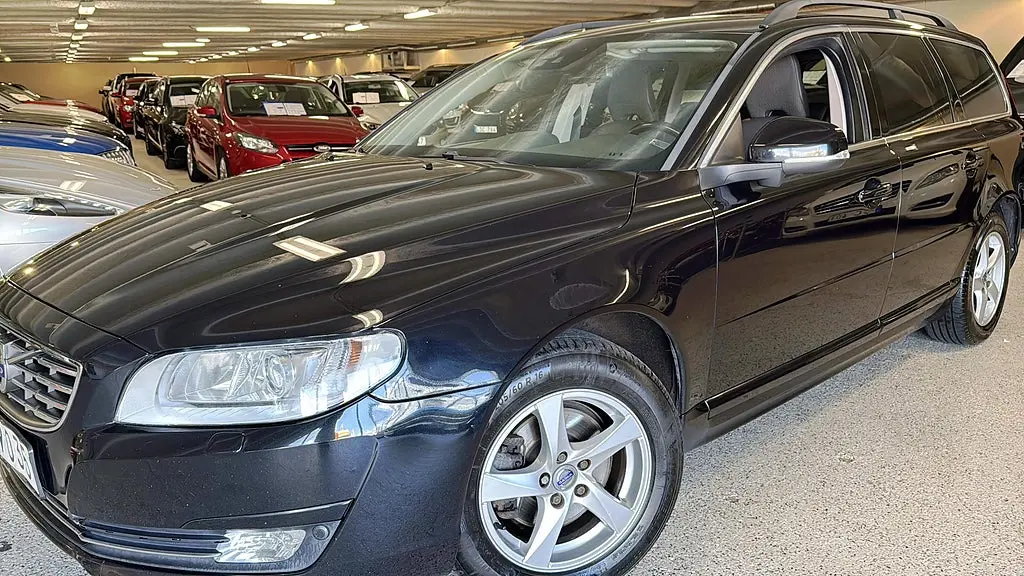 Volvo V70 2016