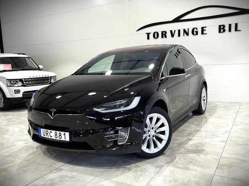 Tesla Model X 2019