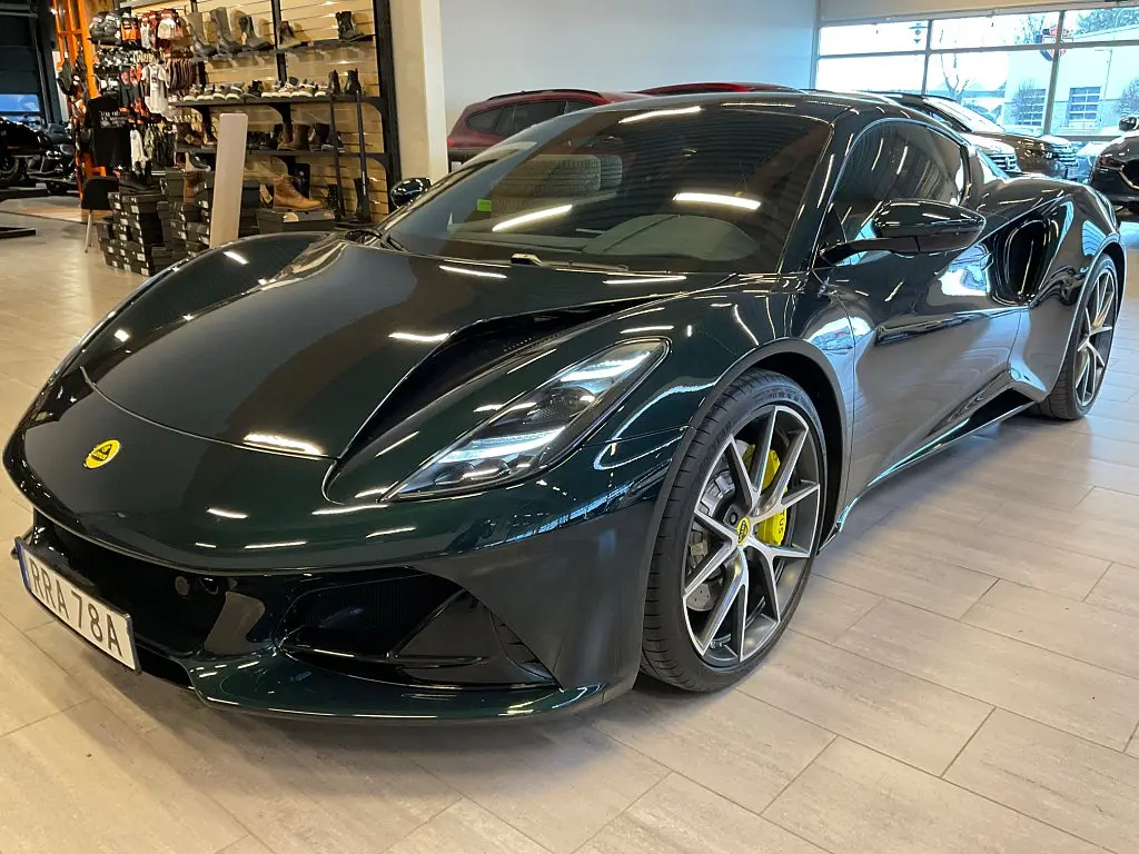 Lotus Emira 2023