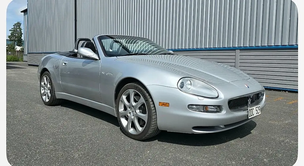 Maserati Spyder 2003