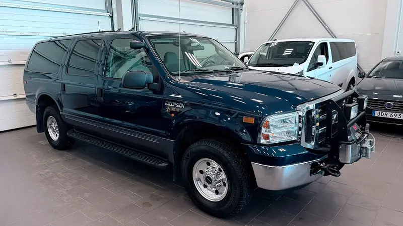 Ford Excursion 2005