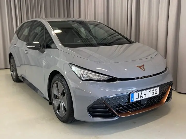 CUPRA Born 2023