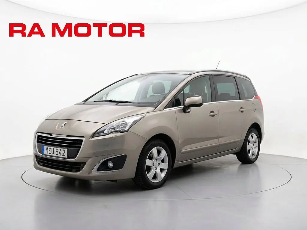 Peugeot 5008 2015
