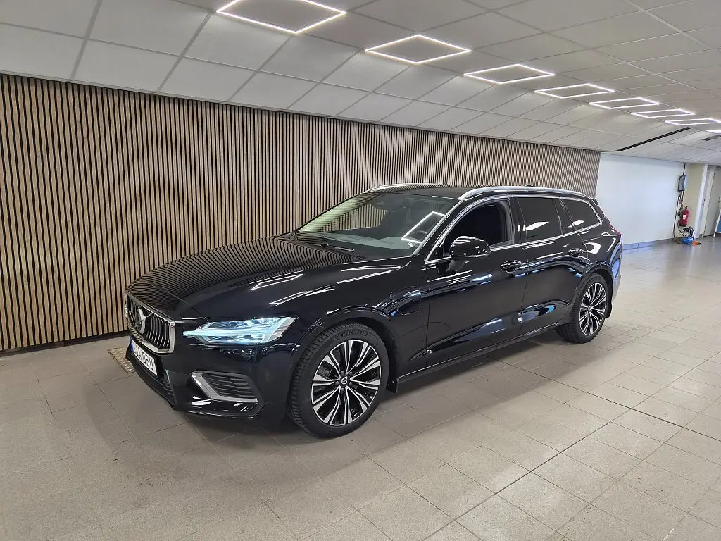 Volvo V60 2023
