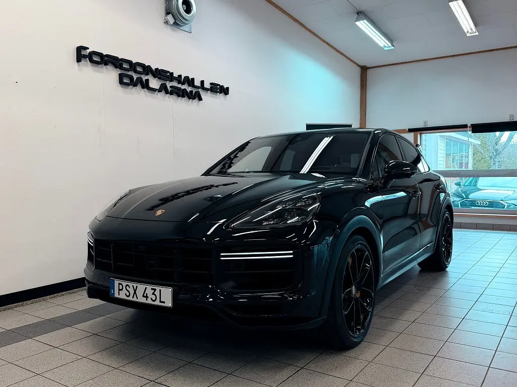 Porsche Cayenne 2022
