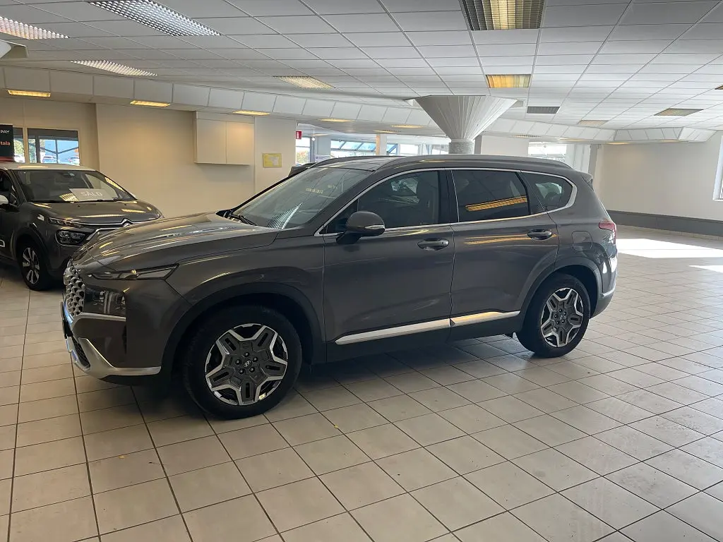 Hyundai Santa Fe 2023