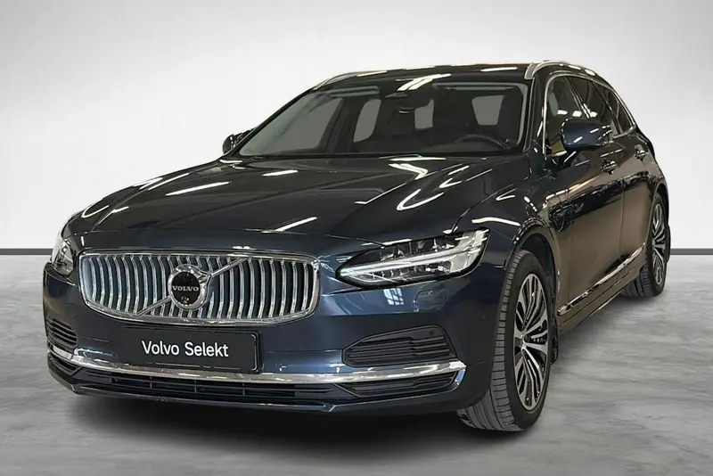 Volvo V90 2025