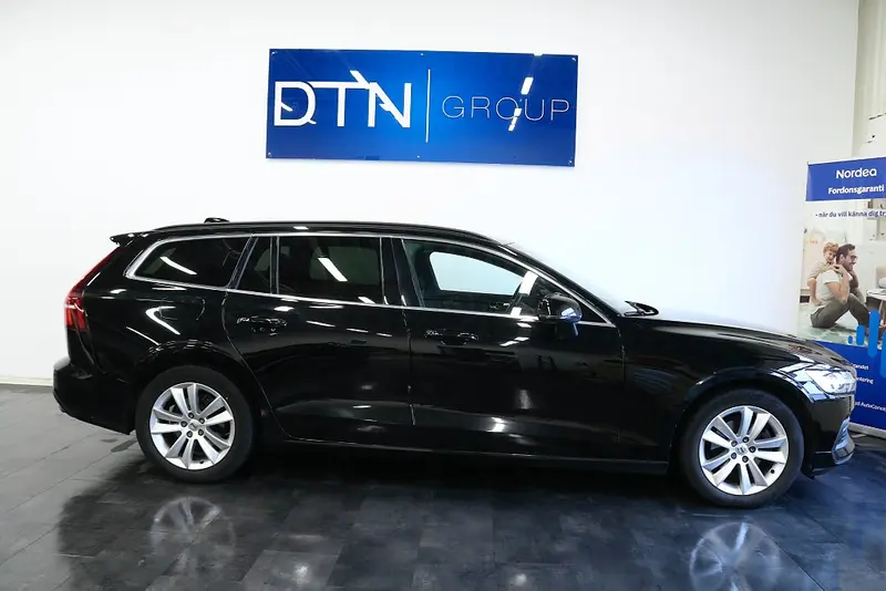 Volvo V60 2022