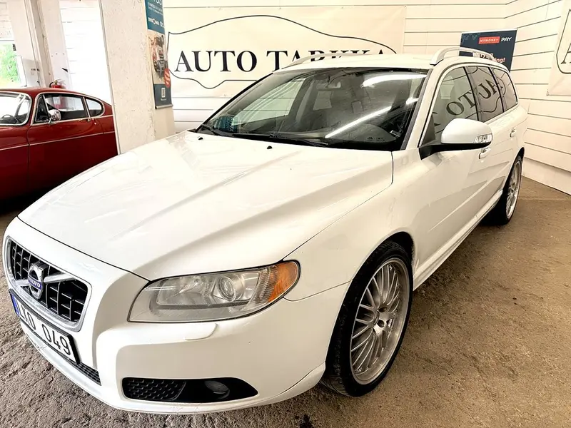 Volvo V70 2010