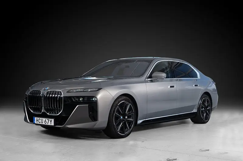 BMW i7 2023
