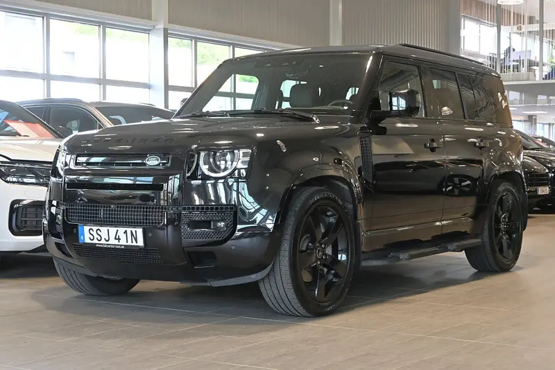 Land Rover Defender 2025