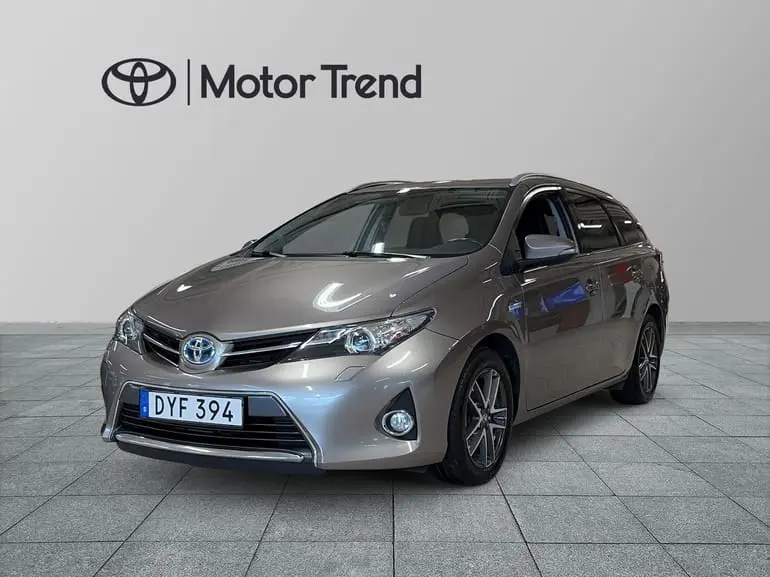 Toyota Auris 2015