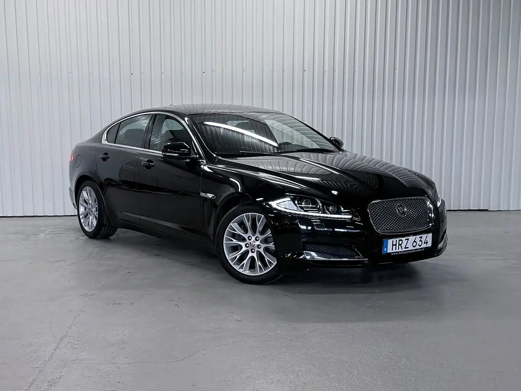 Jaguar XF 2015