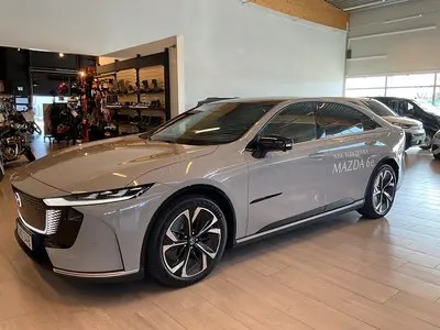 Mazda 6e