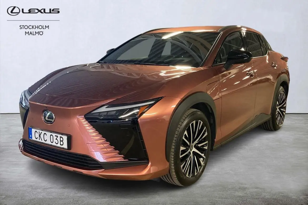 Lexus RZ 2026