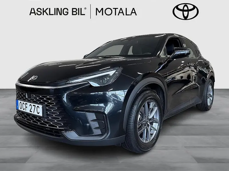 Lexus LBX 2025