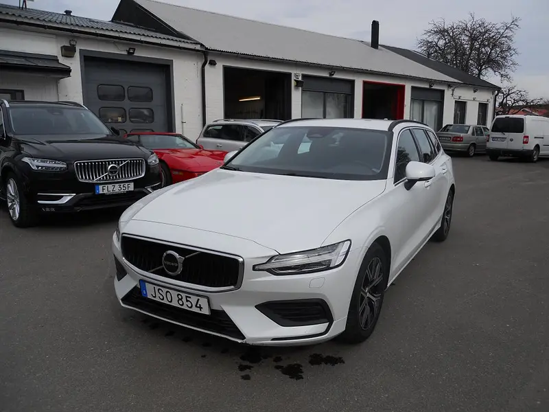 Volvo V60 2024